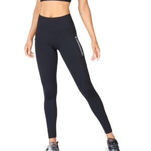 Fabletics High-Waisted Motion365 Legging